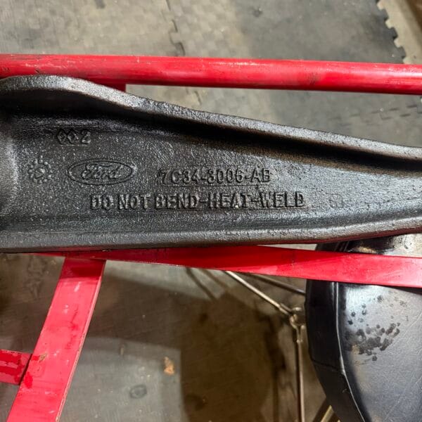 2011-2016 Ford F250 Passenger Side Twin Ibeam Suspension and Wheel Assembly - Used - Image 3