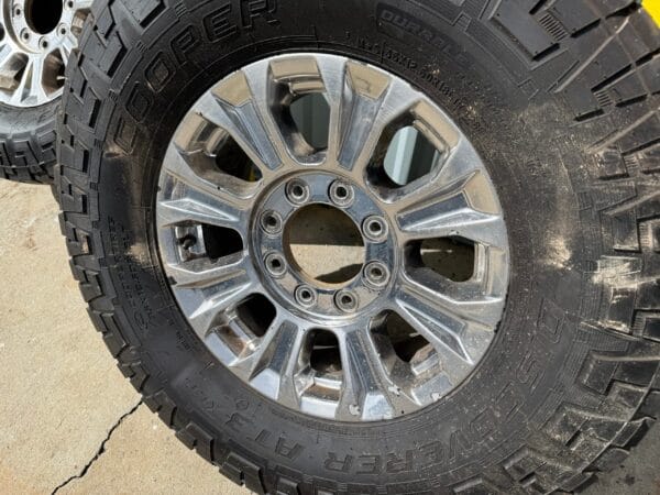 2017-2023 Ford F250 F350 OEM Ford Wheels - Like New - Image 4