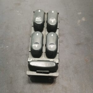 1999-2004 Ford F-250 Driver Master Window Switch