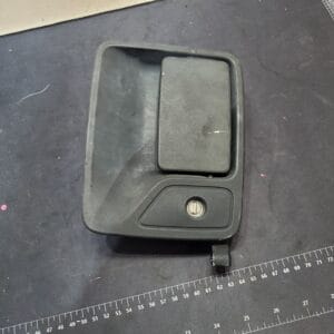 2008 Ford F-350 Front Driver Door Handle With Lock