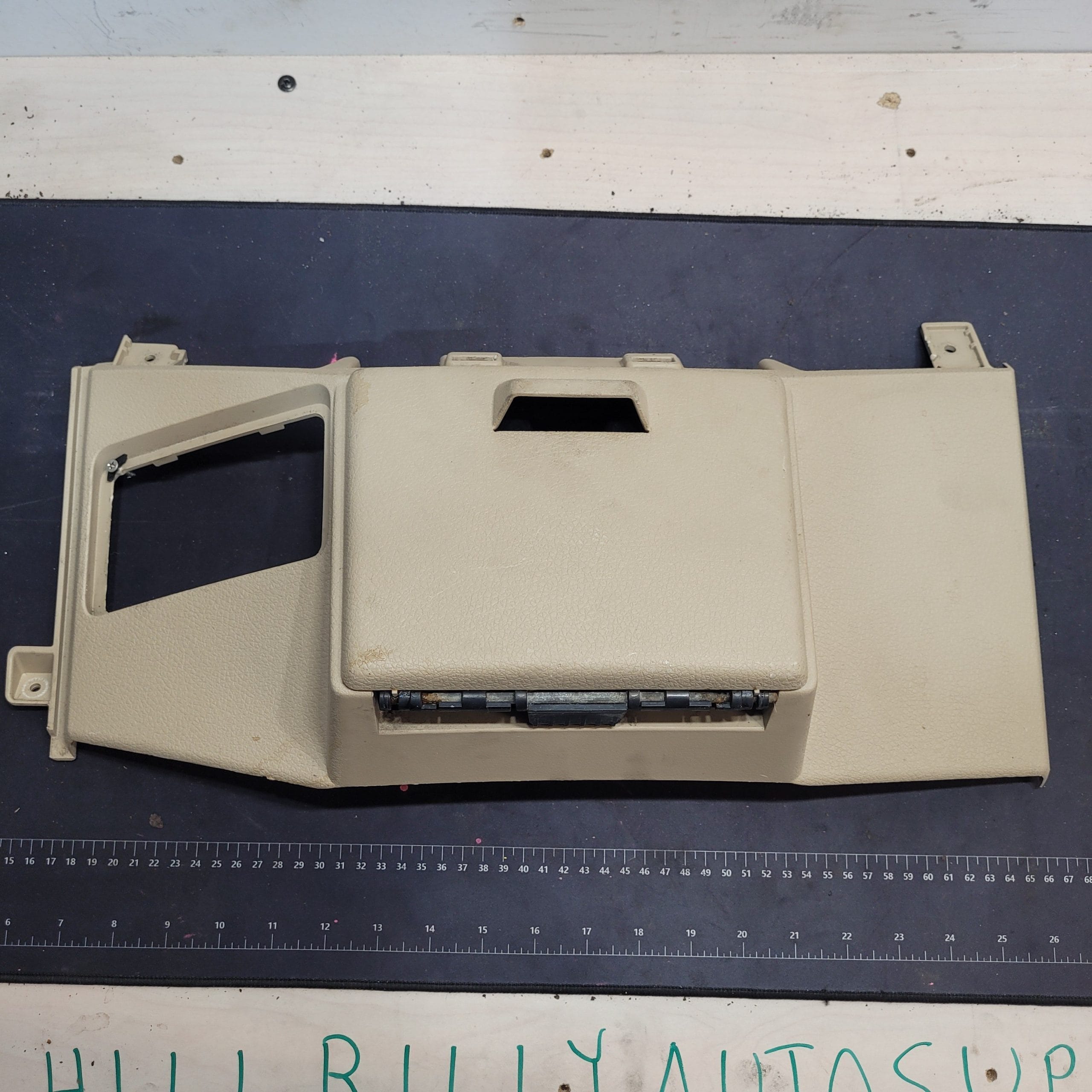 2008-2016 Ford F250 F350 Cupholder and Lower Dash Assembly