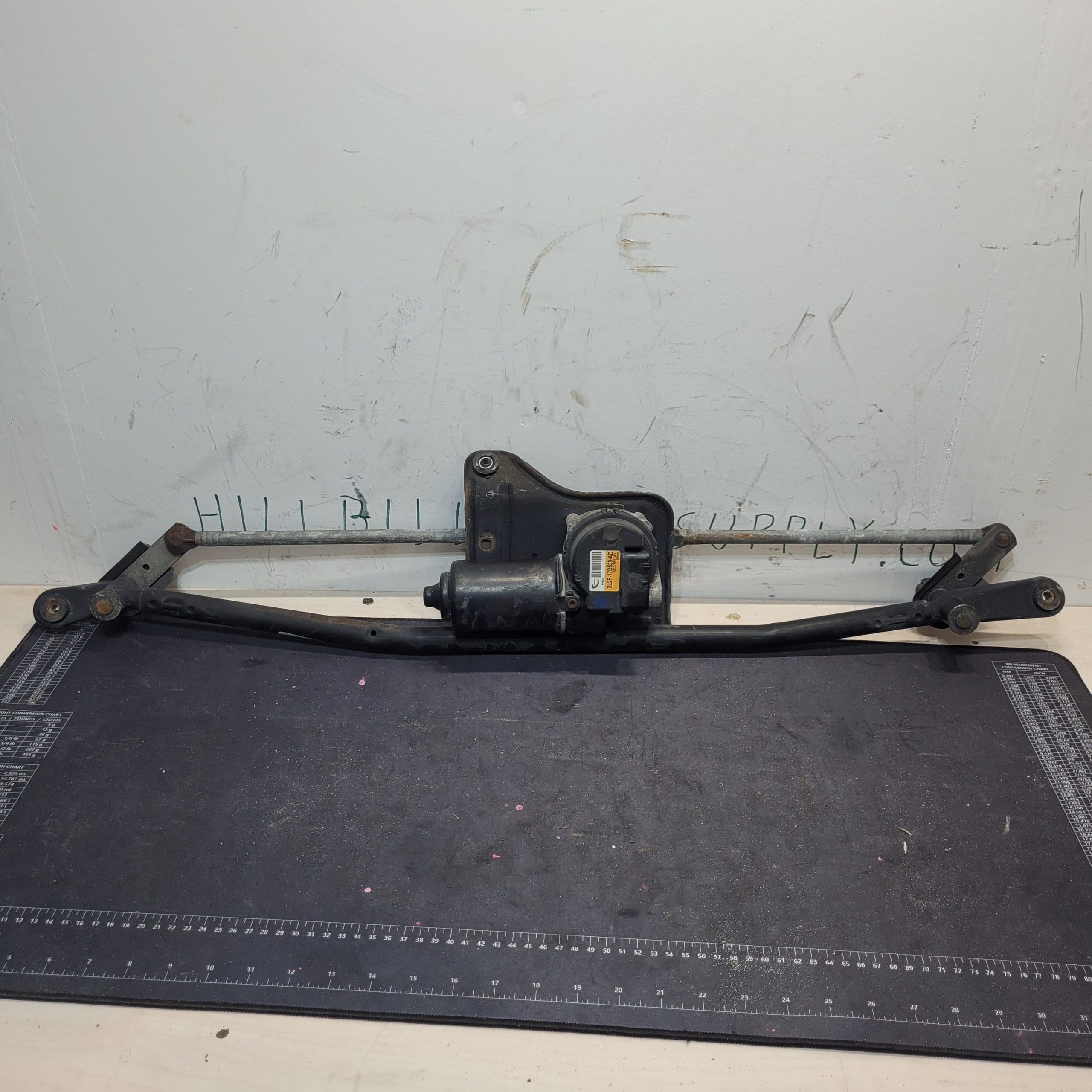 2008-2016 Ford F350 Windshield Wiper Motor Assembly