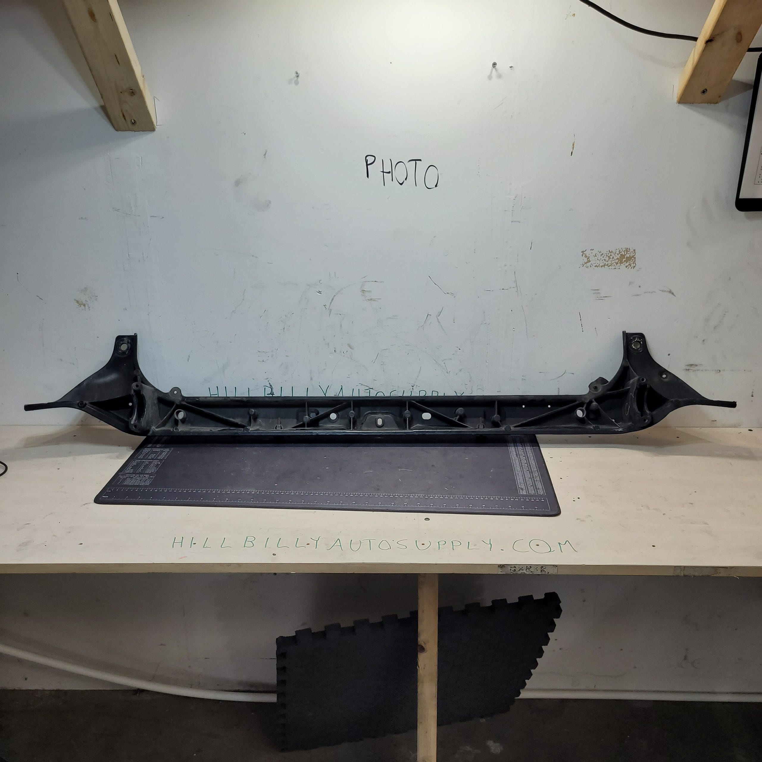 2008 Ford F350 Radiator Support Tie Bar Bracket - Image 2