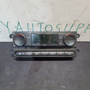 2008 Ford F-350 King Ranch A/C Control Buttons