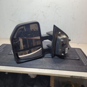2019 Ford F-350 Driver Side Mirror