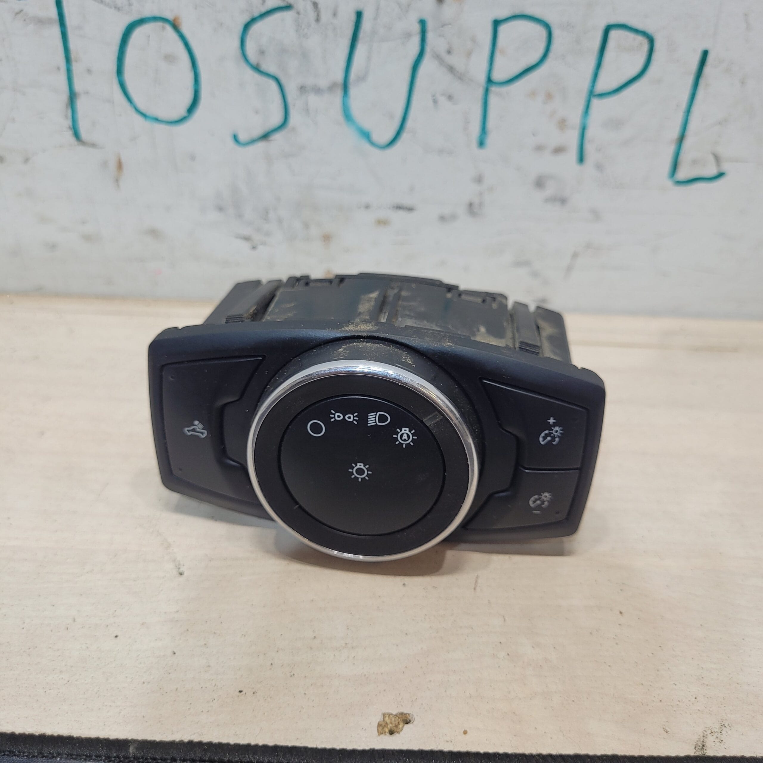 2019 Ford F350 Headlight Switch