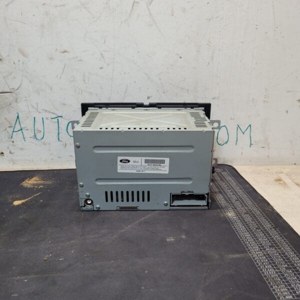 2011-2016 Ford F250 F350 Radio Receiver - Like New - Image 2