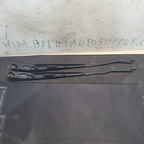 2011-2016 Ford F250 F350 Wiper Arms - Like New